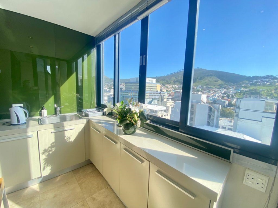 2 Bedroom Property for Sale in Cape Town City Centre Western Cape
